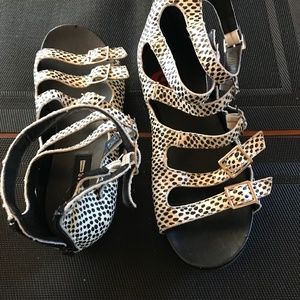 Design Lab Black and White Sandals